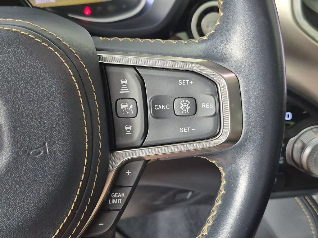 Used 2025 RAM 1500 Tungsten AWD/4WD image 20