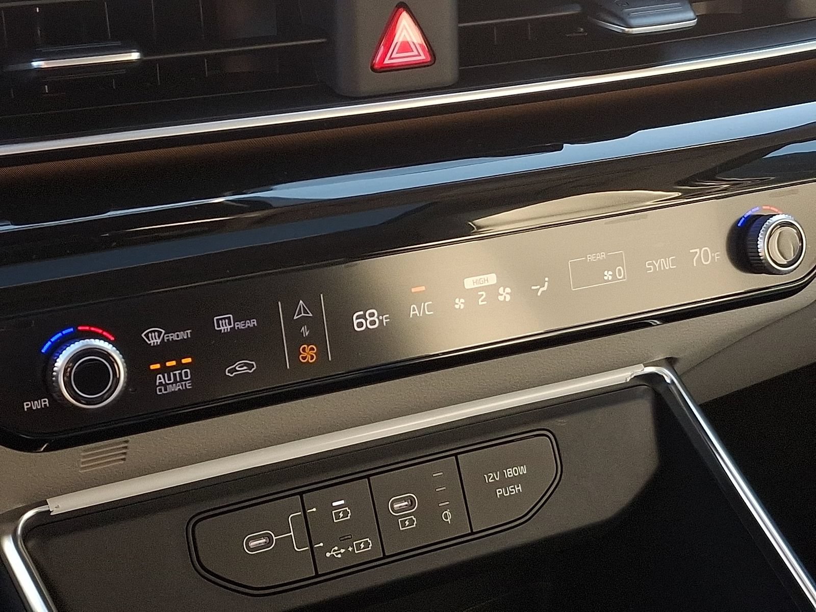 New 2025 Kia Carnival SX Prestige FWD image 15