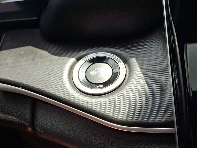 Certified 2023 Jeep Grand Cherokee Altitude AWD/4WD image 28