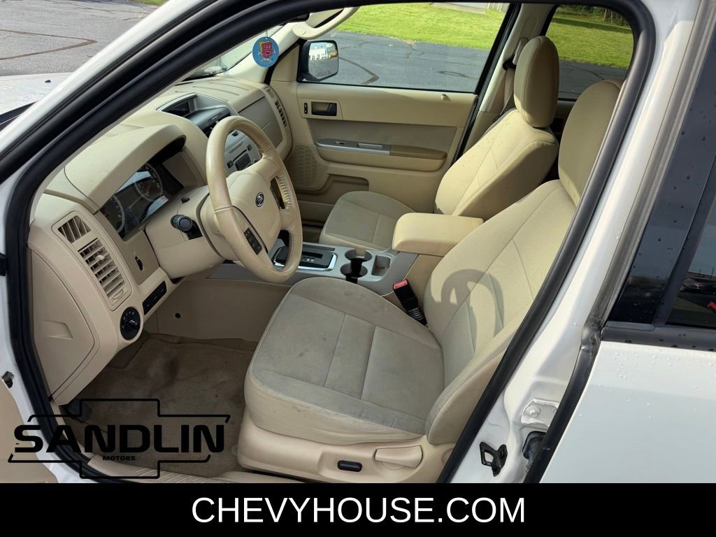 Used 2011 Ford Escape XLT FWD image 5