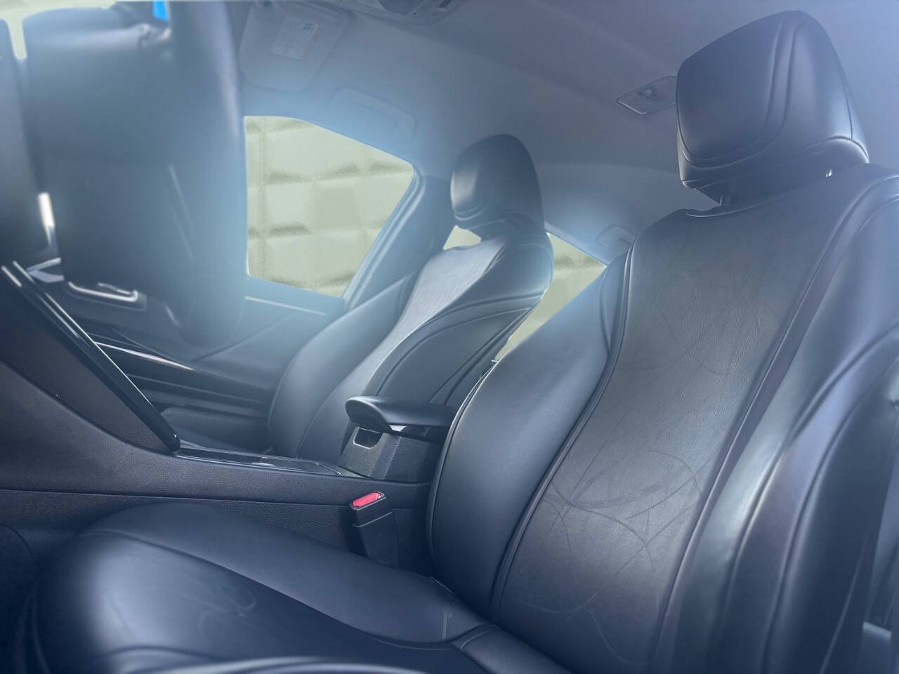 Used 2017 Toyota Mirai FWD image 11