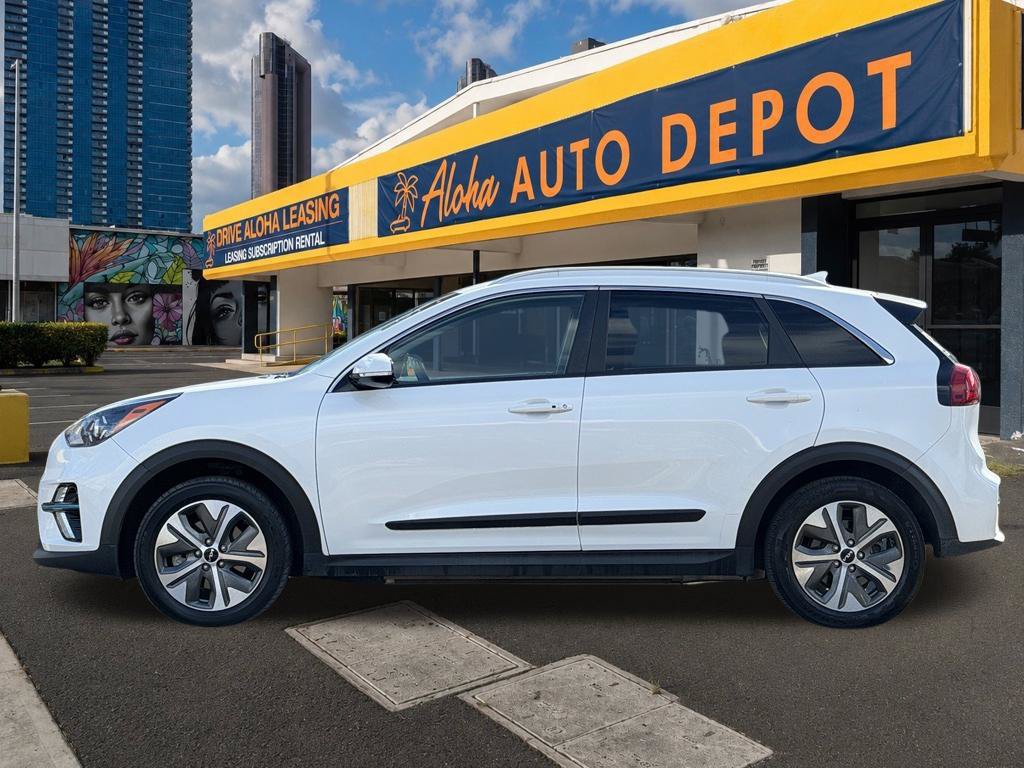 Used 2022 Kia Niro EX FWD image 2