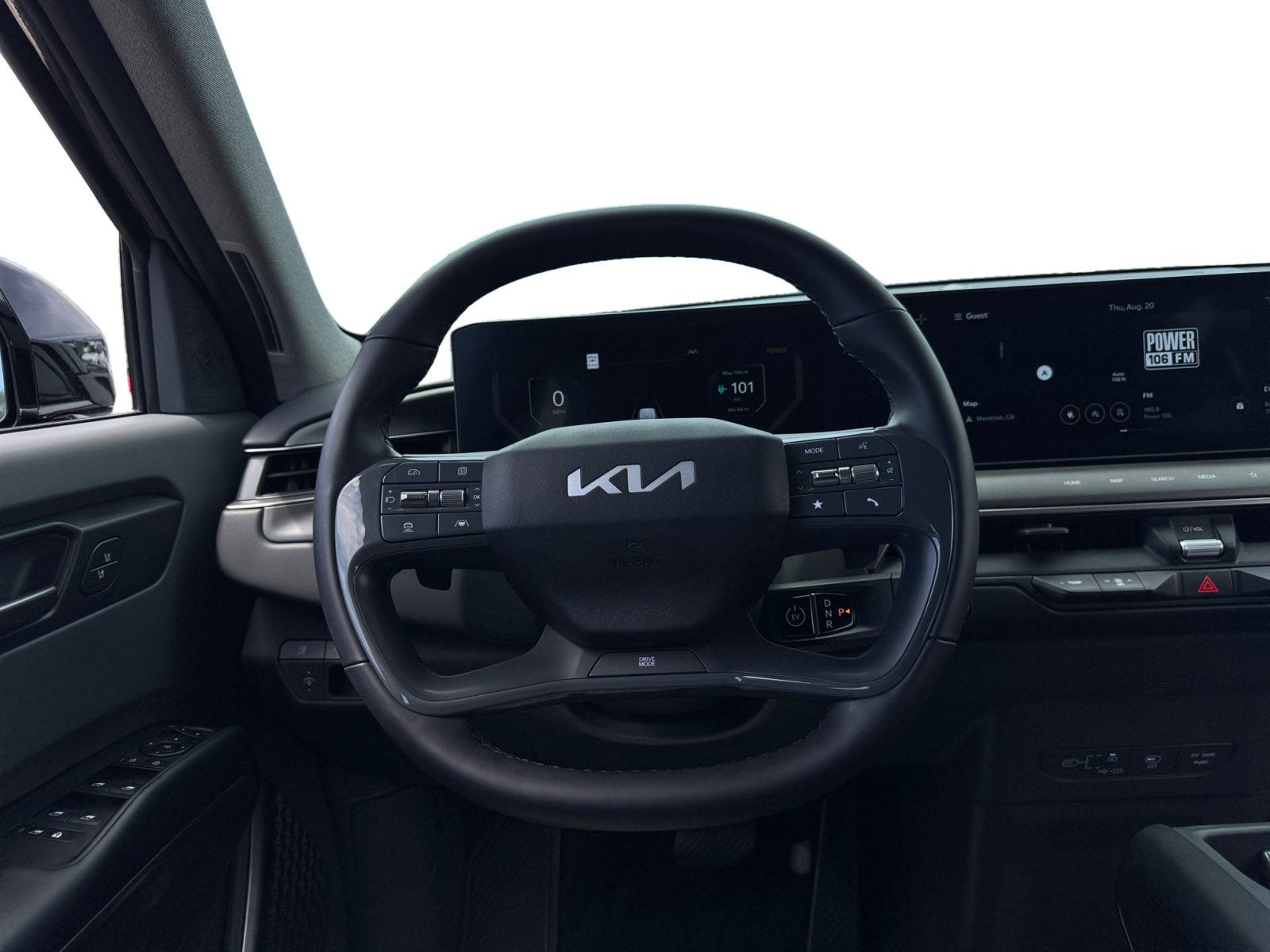 Used 2024 Kia EV9 Light Long Range RWD image 12