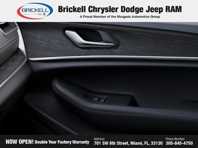 New 2026 Jeep Grand Cherokee L Laredo image 25