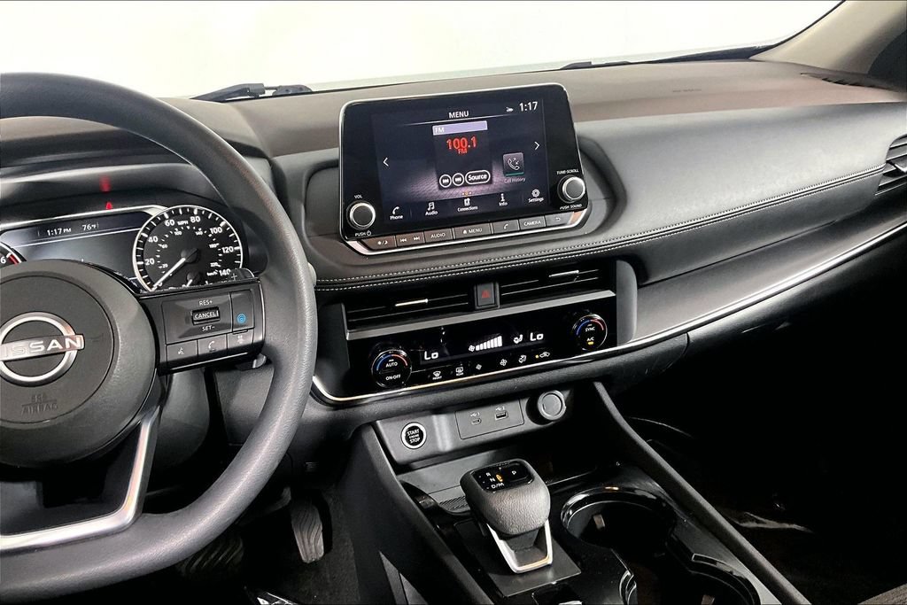 Used 2023 Nissan Rogue SV AWD/4WD image 6