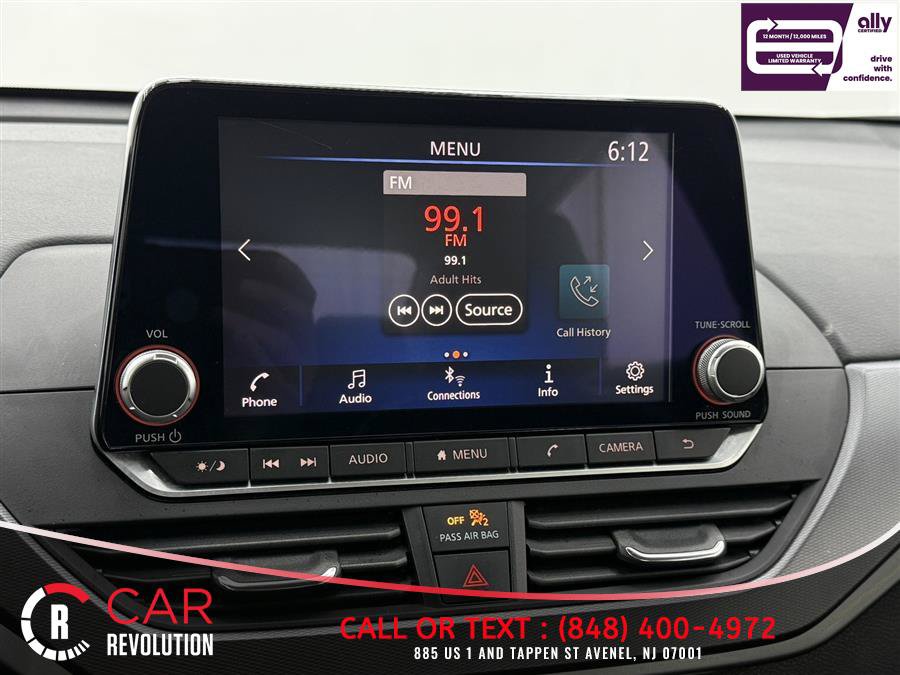 Used 2023 Nissan Altima 2.5 SR FWD image 14