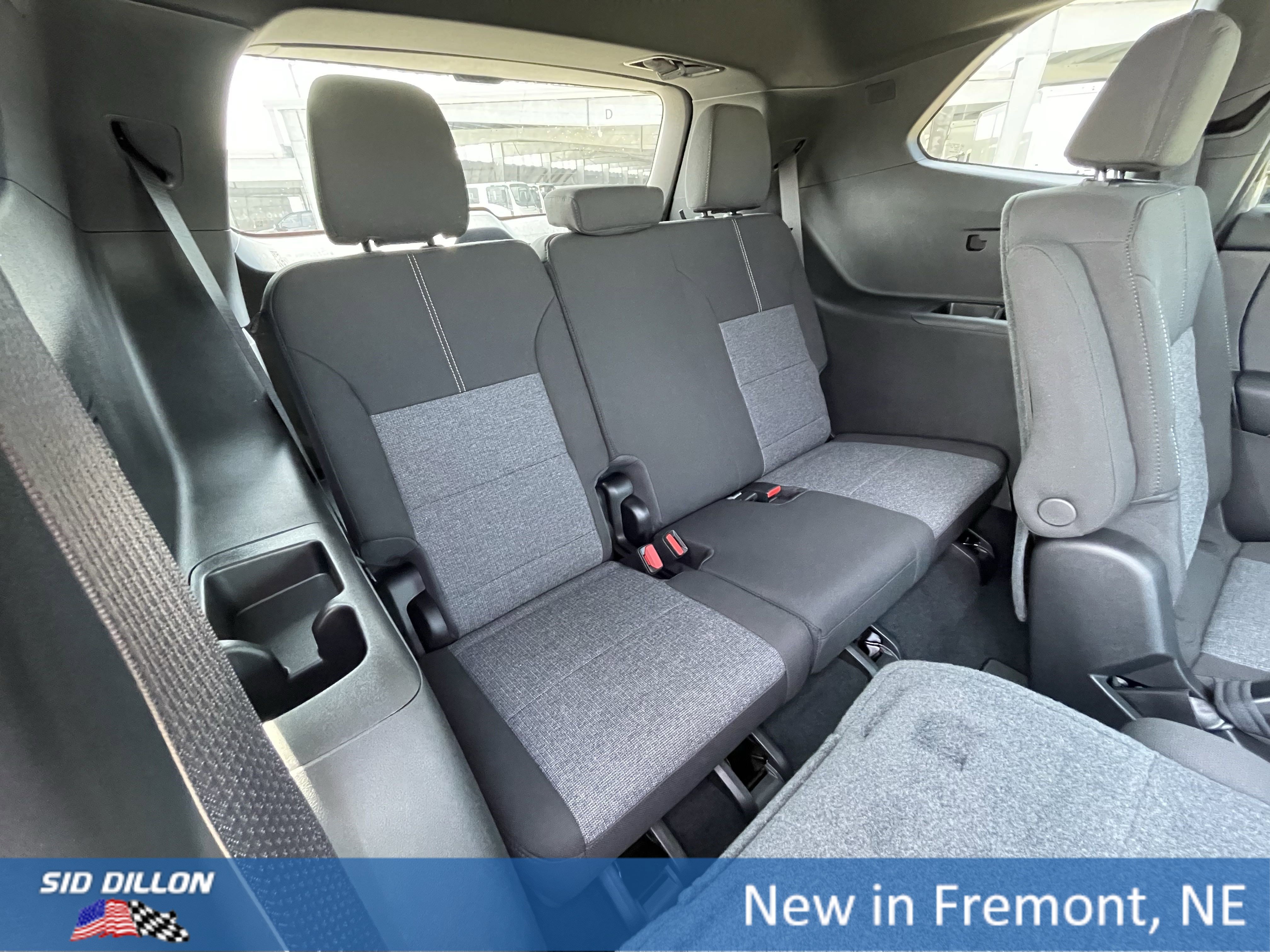 New 2026 GMC Acadia Elevation image 13