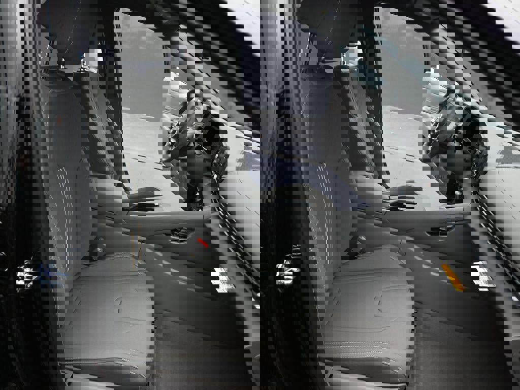 New 2025 Hyundai Elantra Sport image 27