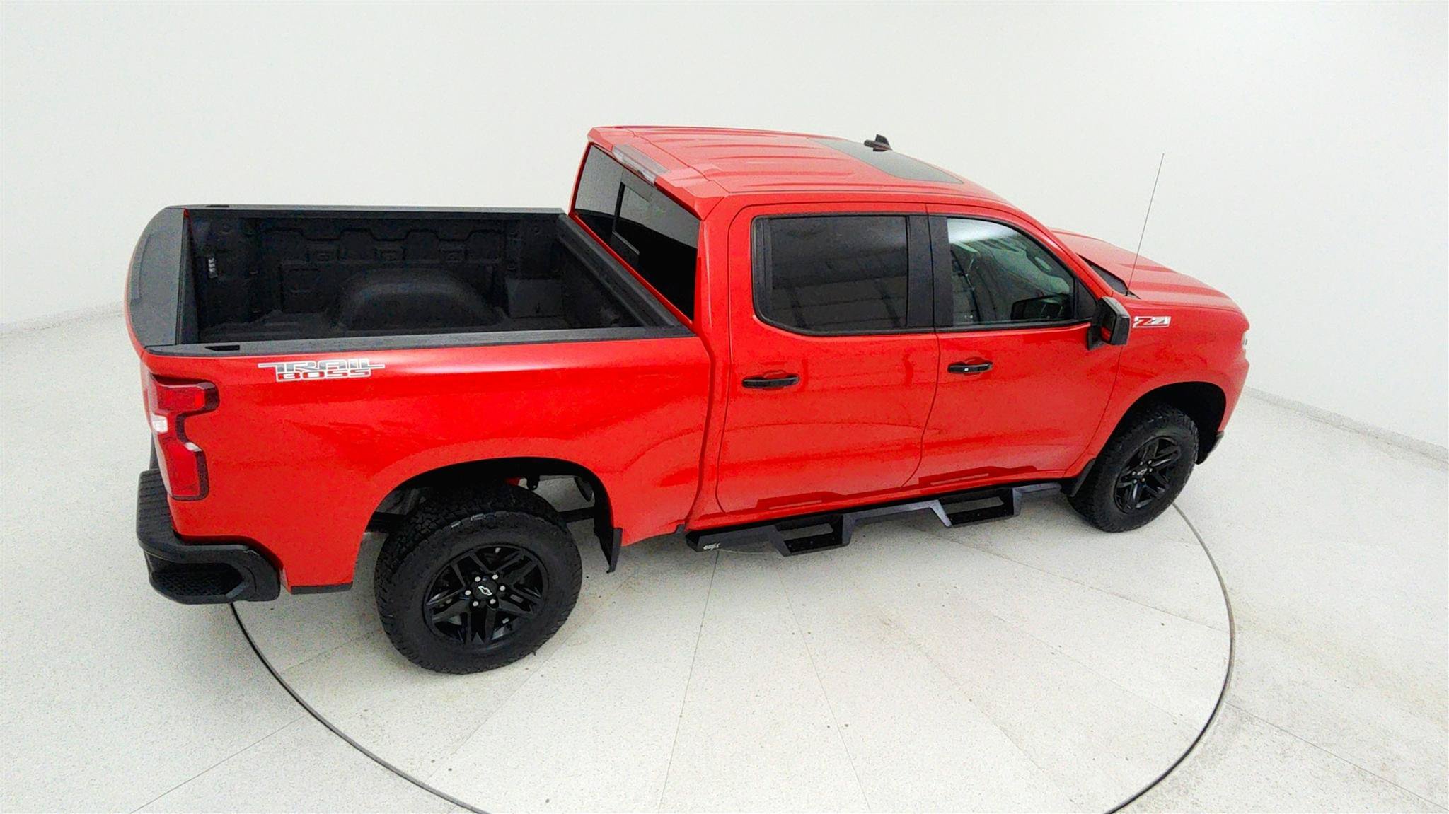 Used 2021 Chevrolet Silverado 1500 LT Trail Boss w/ Convenience Package II AWD/4WD image 40