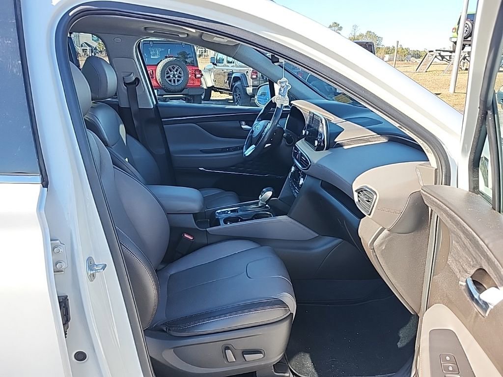 Used 2019 Hyundai Santa Fe FWD image 34