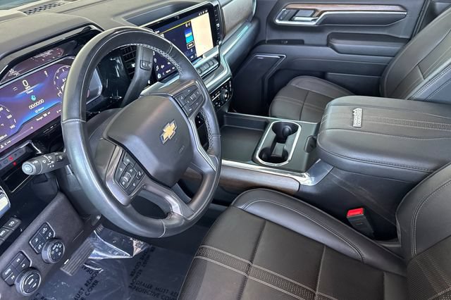 Used 2024 Chevrolet Silverado 3500 High Country w/ High Country Premium Package AWD/4WD image 10