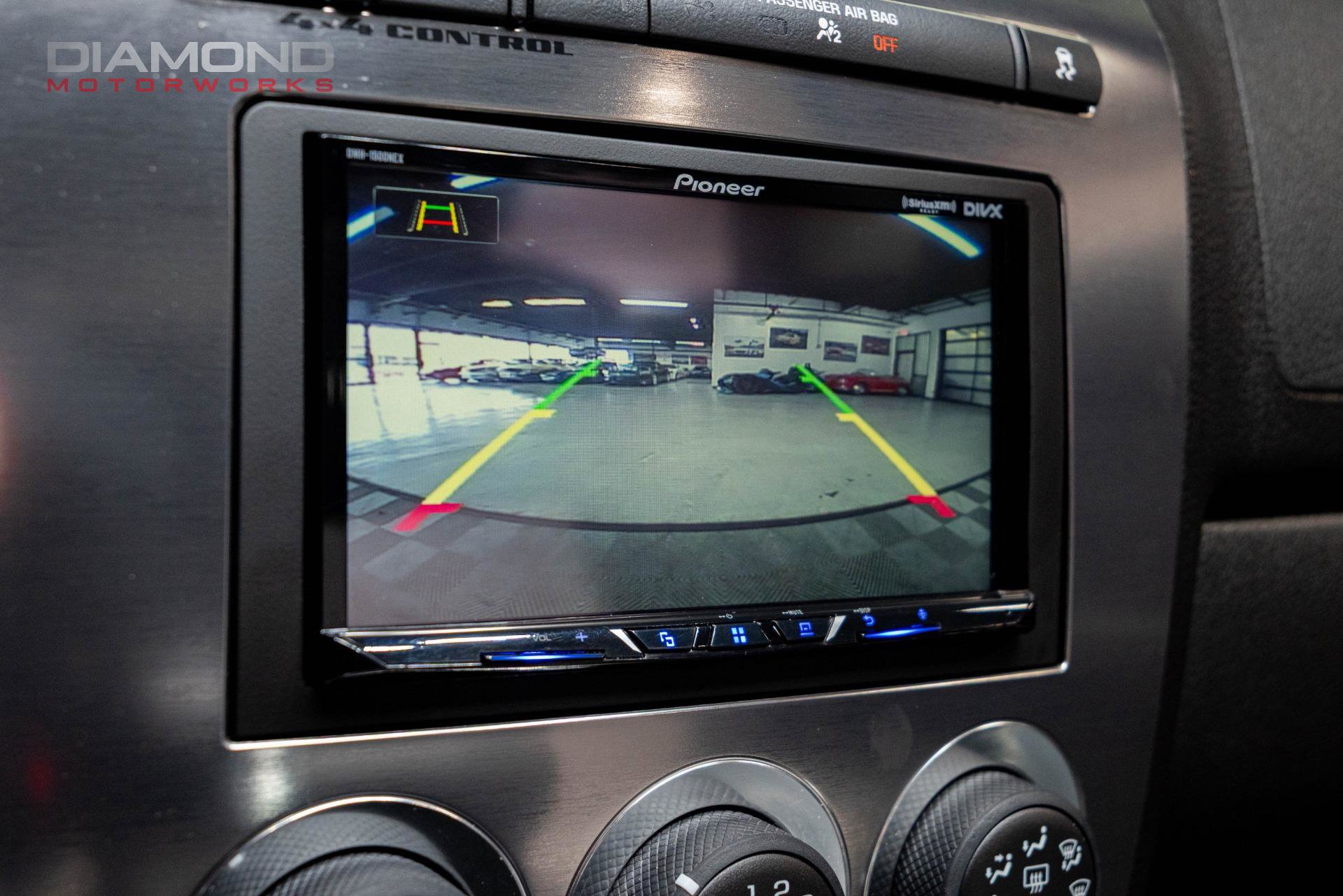 Used 2009 HUMMER H3T Alpha image 15