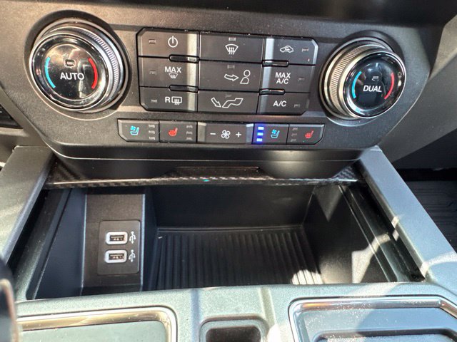 Used 2020 Ford F150 Raptor w/ Equipment Group 802A Luxury AWD/4WD image 28
