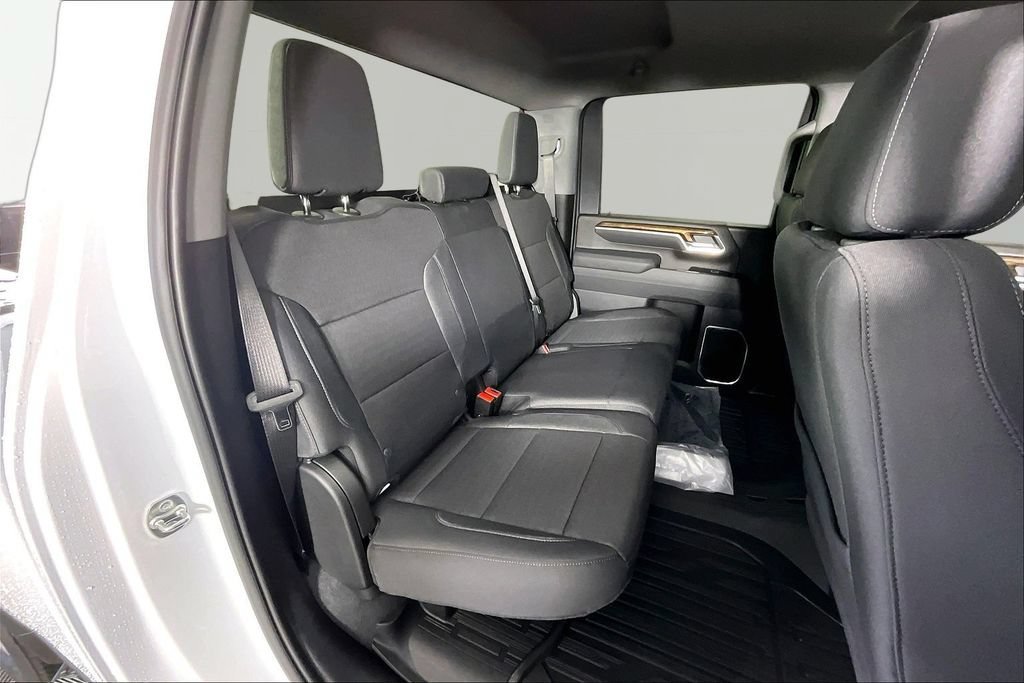 New 2026 GMC Sierra 2500 SLE w/ SLE Value Package; AWD/4WD image 10