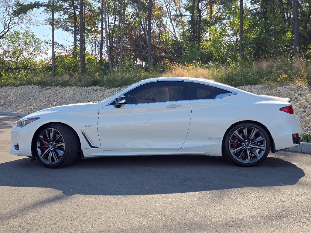 Used 2020 INFINITI Q60 Red Sport 400 w/ Proactive Package AWD/4WD image 3