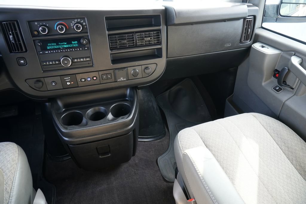 Used 2019 Chevrolet Express 3500 LT w/ LT Preferred Equipment Group image 19