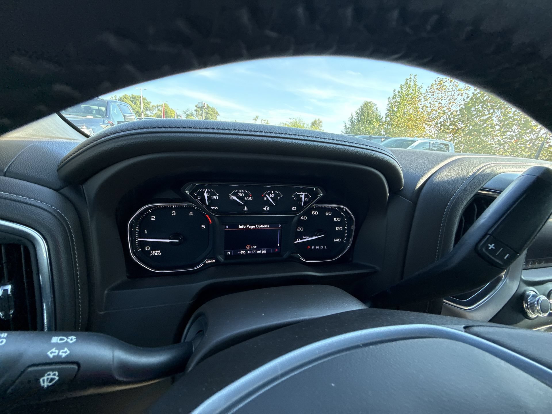 Certified 2022 GMC Sierra 2500 SLT w/ SLT Premium Package AWD/4WD image 18