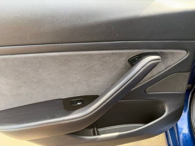 Used 2018 Tesla Model 3 Long Range RWD image 25