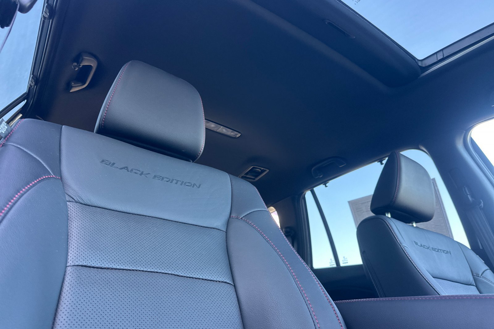 Certified 2025 Honda Passport Black Edition image 17