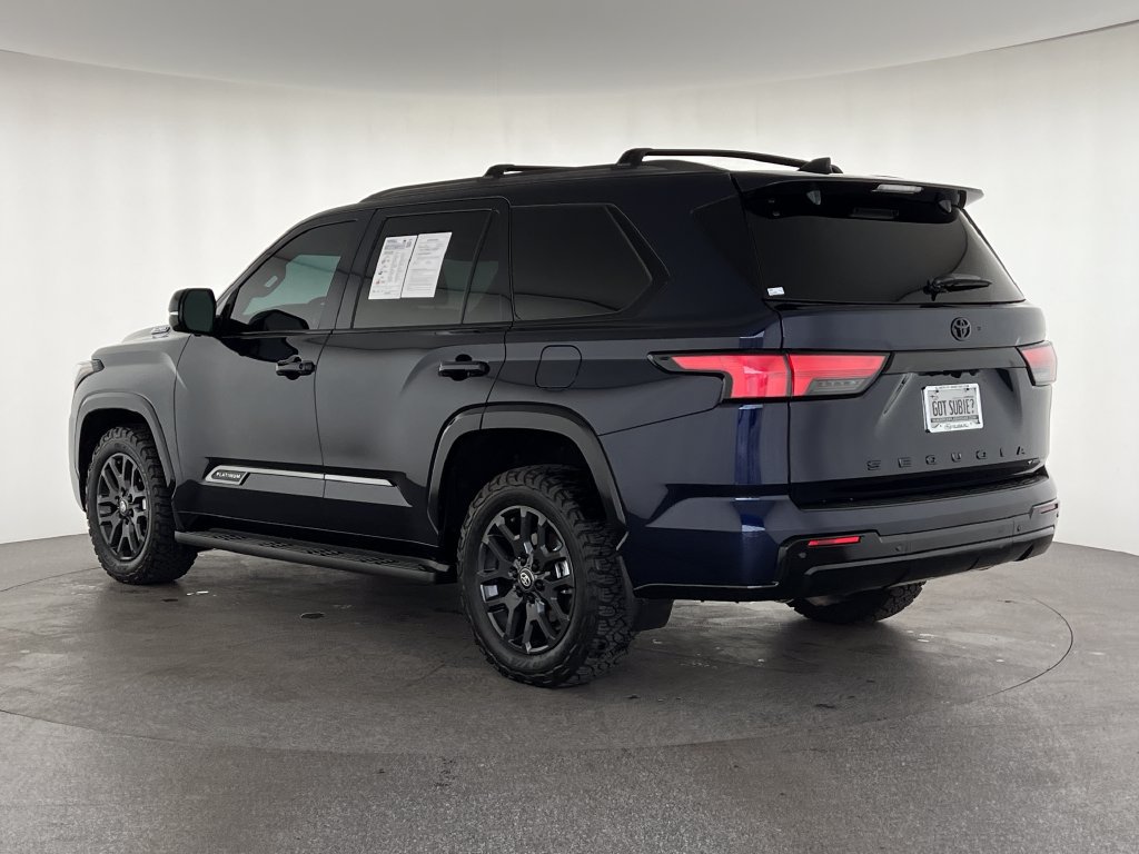 Used 2025 Toyota Sequoia Platinum AWD/4WD image 7