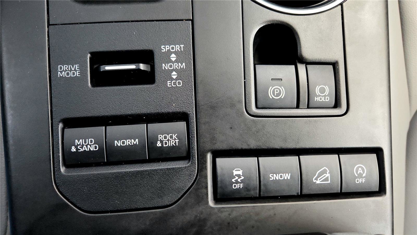 Certified 2020 Toyota Highlander XLE image 48