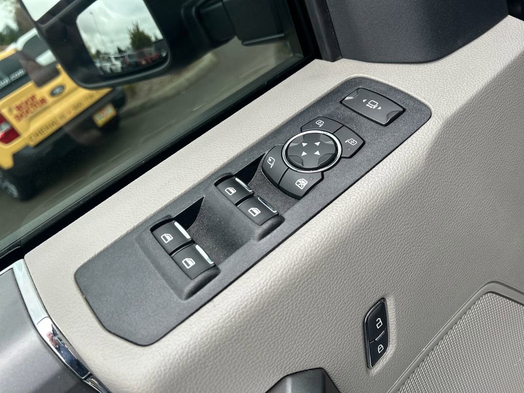 Used 2022 Ford F250 XLT w/ XLT Premium Package AWD/4WD image 18