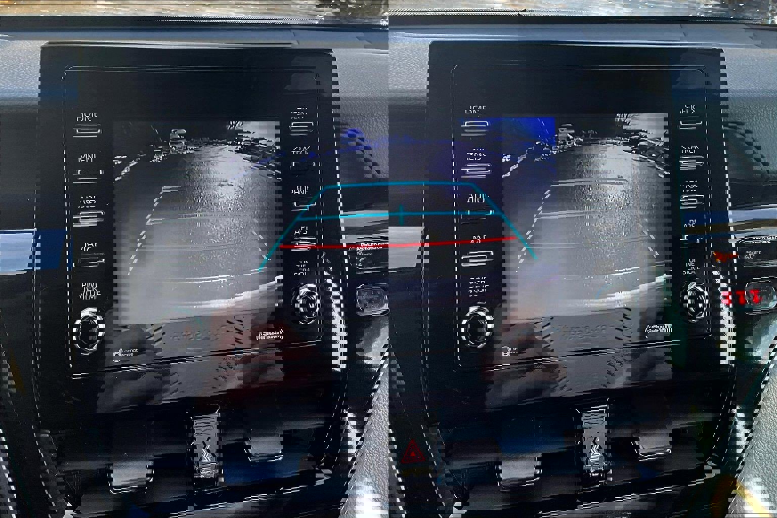 Used 2024 Toyota Camry LE image 9