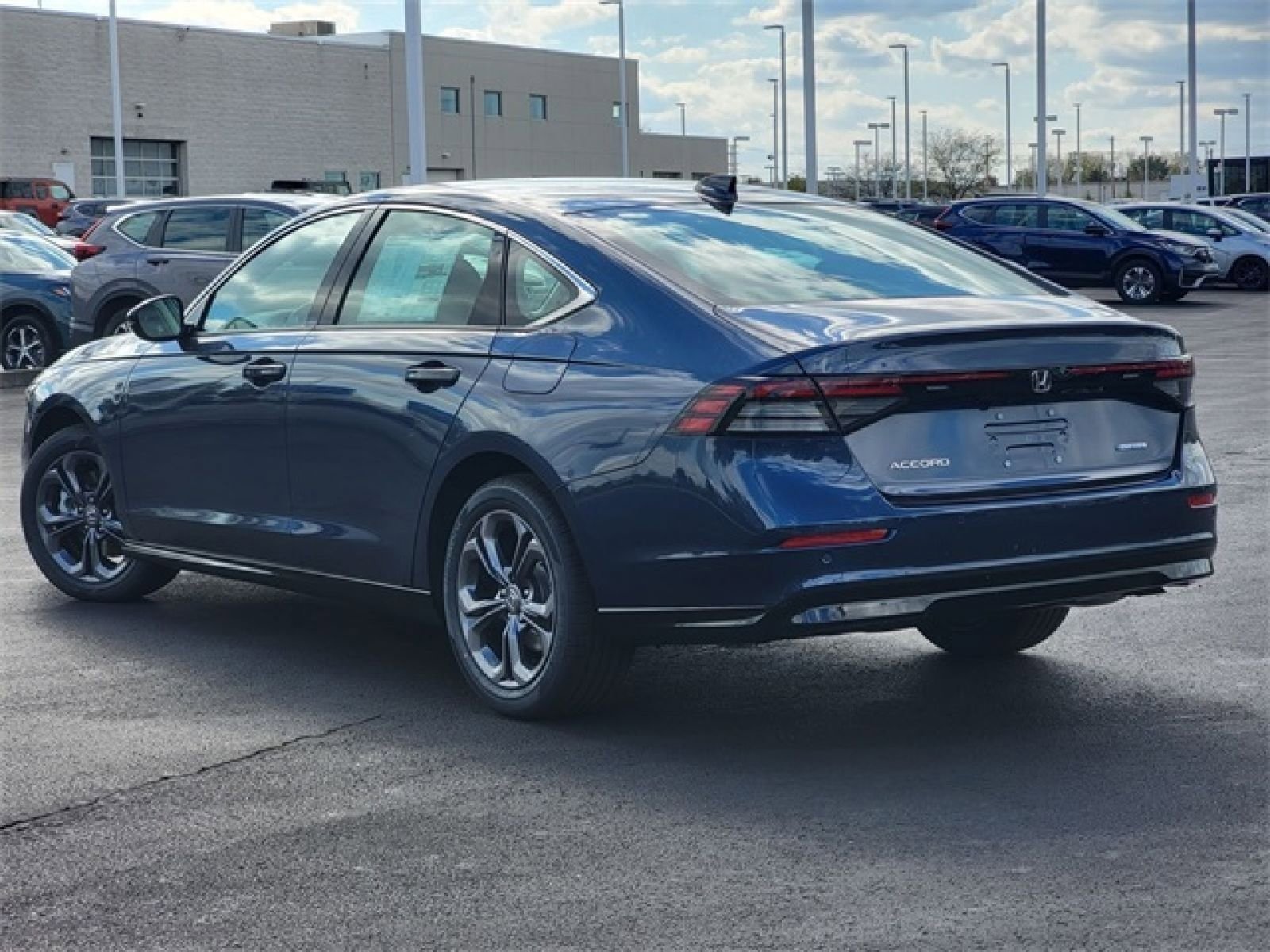 Used 2024 Honda Accord EX-L image 5