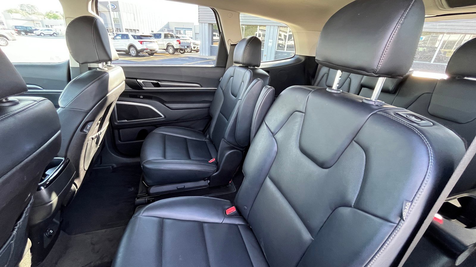 Used 2025 Kia Telluride S AWD/4WD image 17