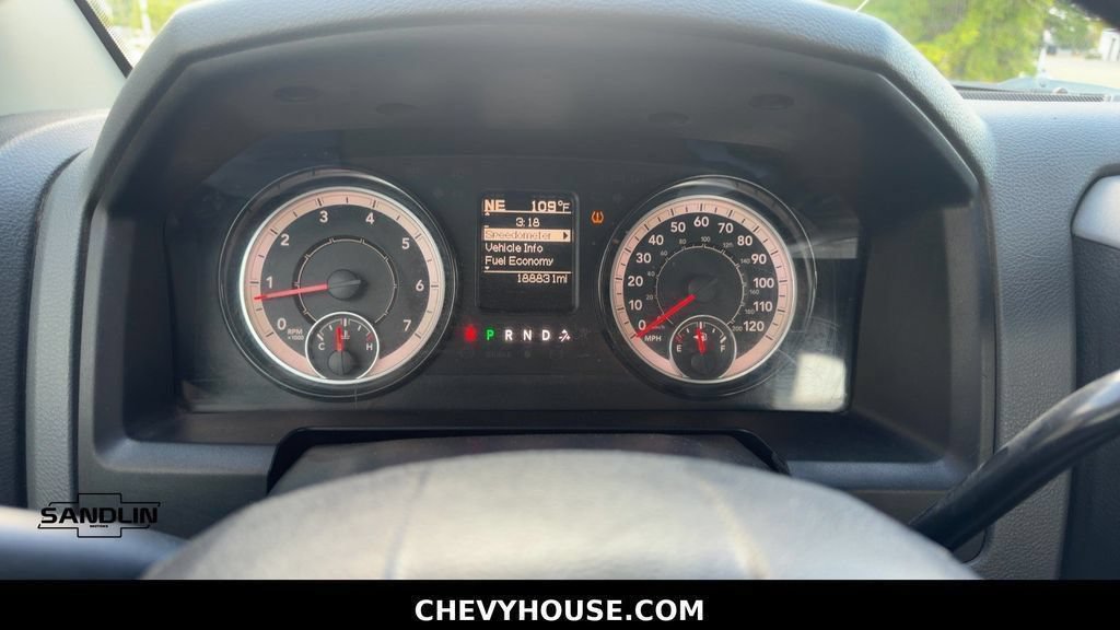 Used 2017 RAM 2500 Tradesman w/ Chrome Appearance Group AWD/4WD image 17