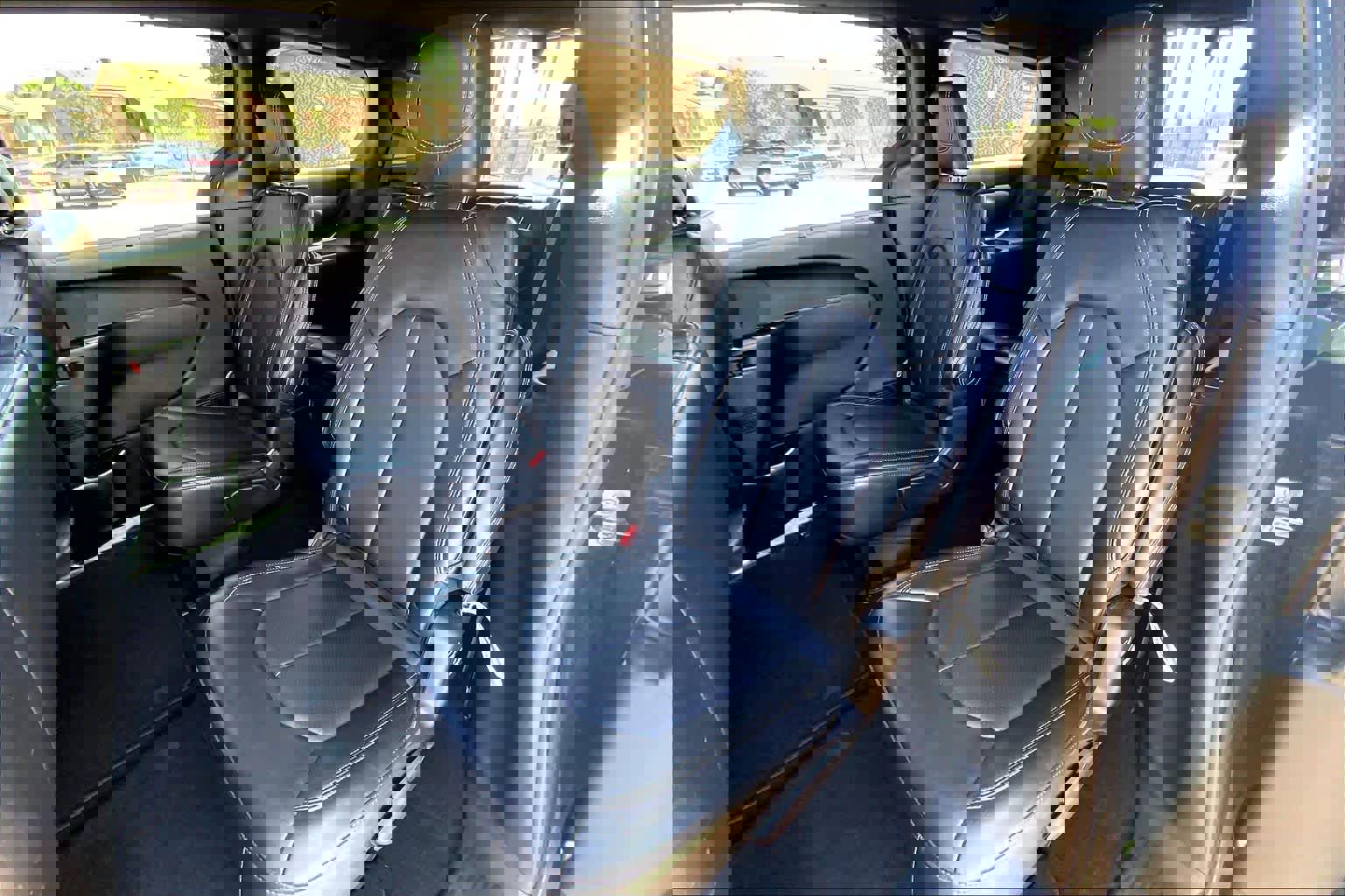 Used 2025 Chrysler Pacifica Select FWD image 21