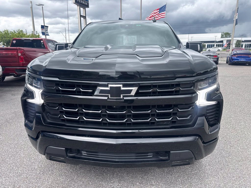 Used 2022 Chevrolet Silverado 1500 LT Trail Boss w/ LT Trail Boss Premium Package AWD/4WD image 2