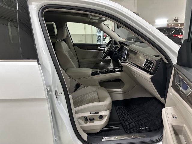 New 2026 Volkswagen Atlas SEL Premium R-Line image 37