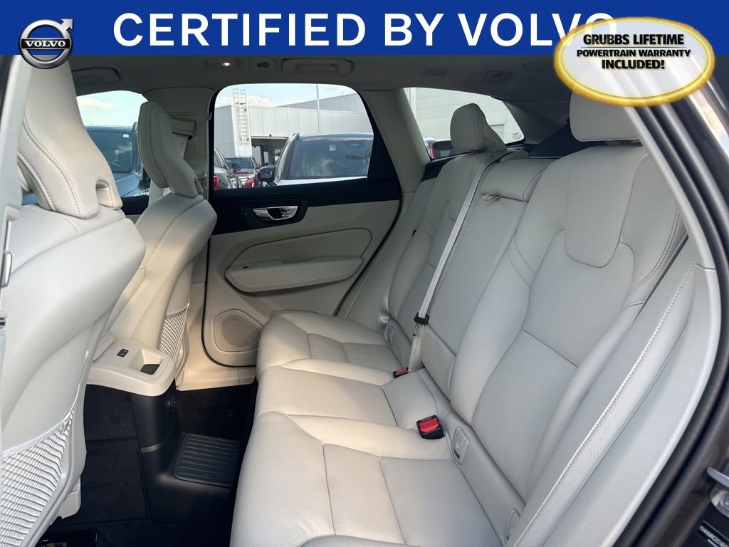 Used 2025 Volvo XC60 T8 Plus w/ Protection Package Premier image 9