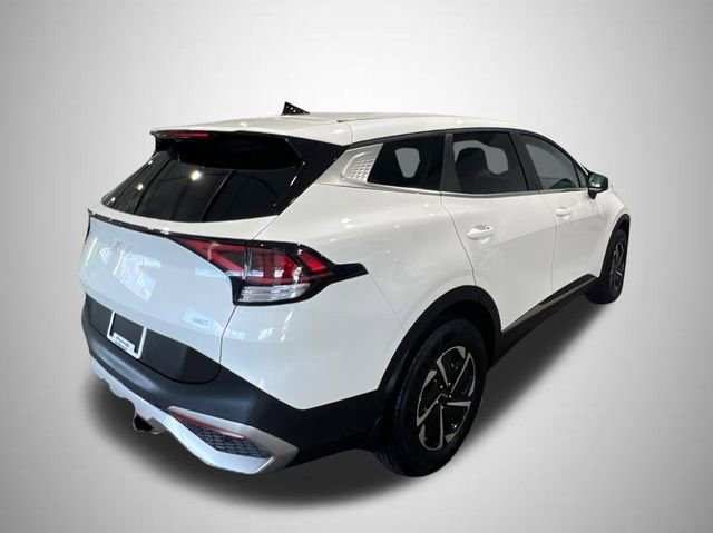 Used 2023 Kia Sportage LX image 7