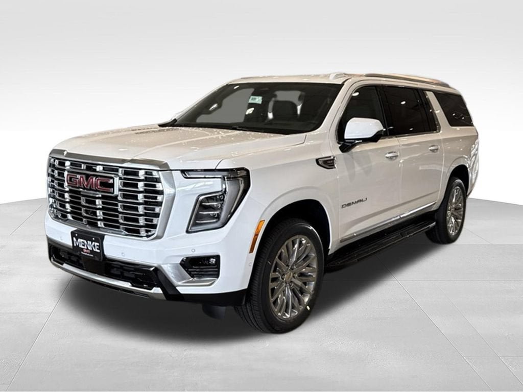 New 2026 GMC Yukon XL Denali w/ LPO, Floor Liner Package AWD/4WD image 3