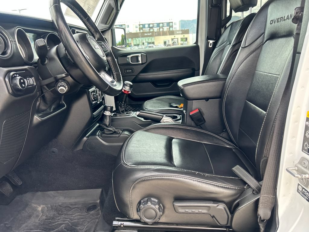 Used 2021 Jeep Gladiator Overland AWD/4WD image 10