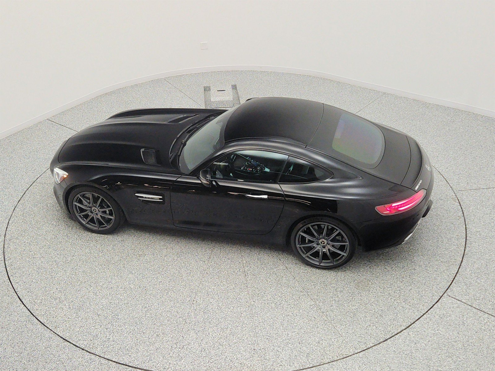 Used 2016 Mercedes-Benz AMG GT S image 26