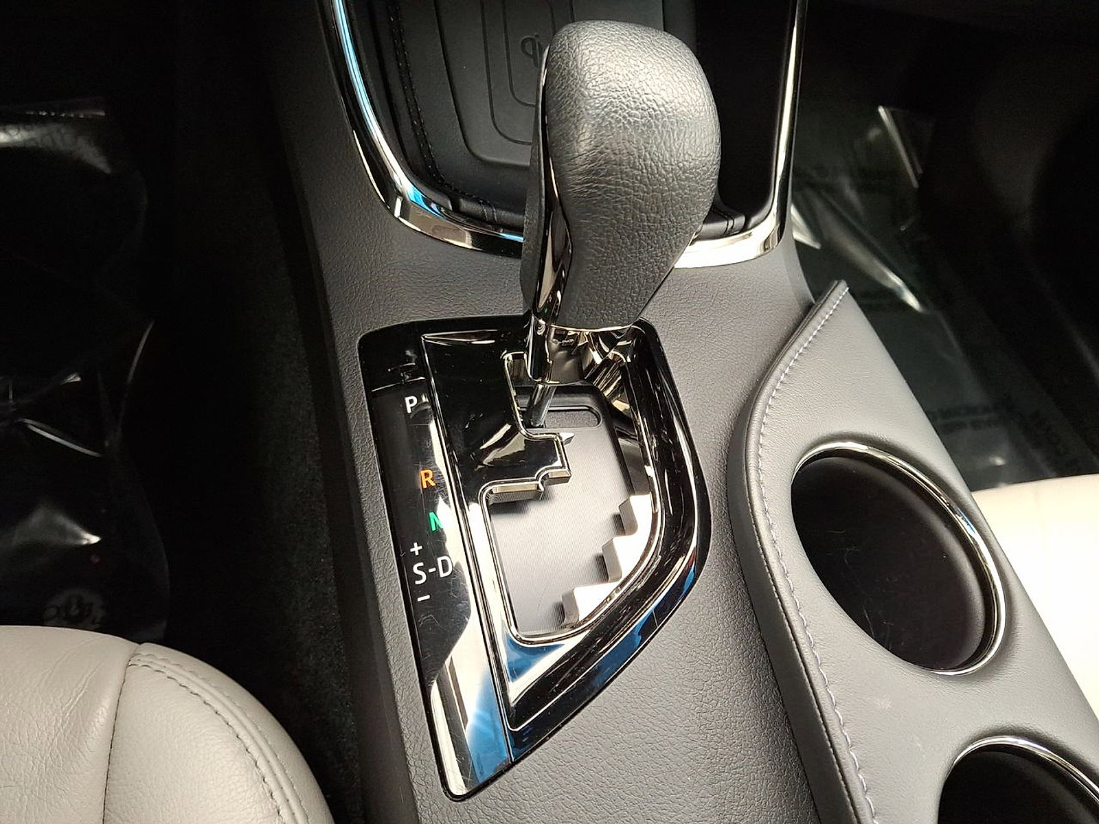 Certified 2017 Toyota Avalon XLE Premium image 12