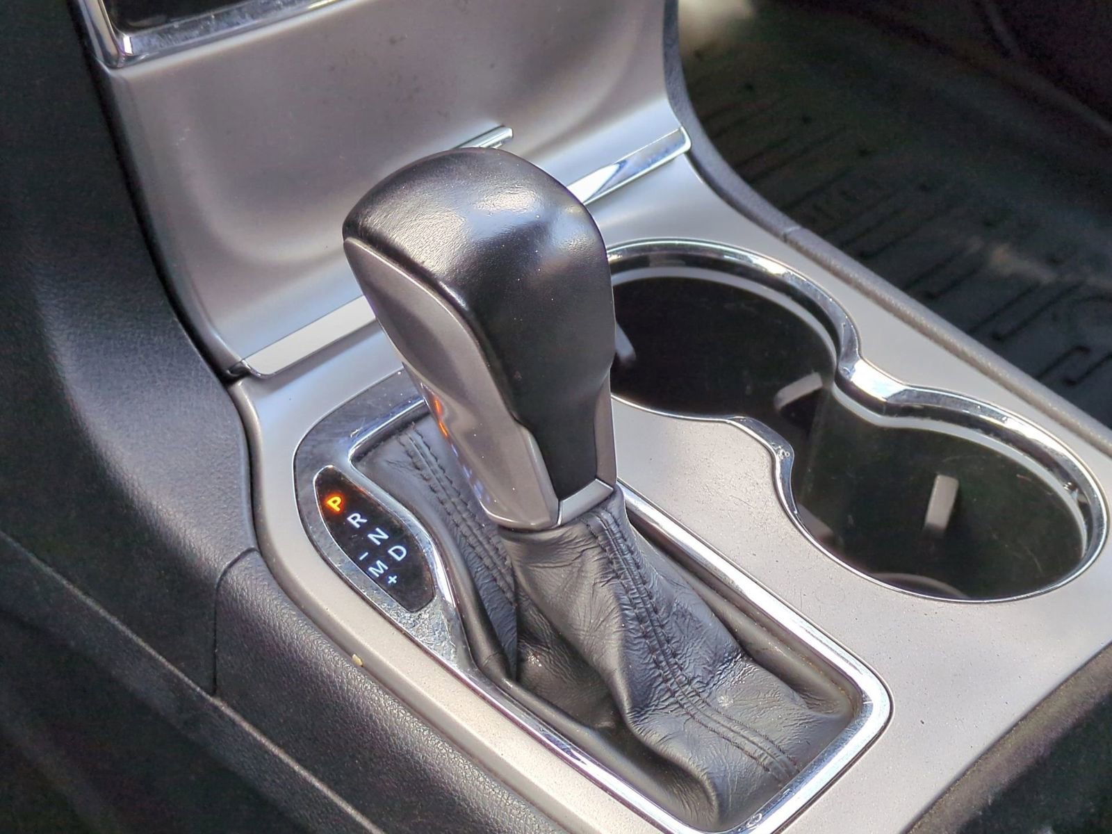 Used 2021 Jeep Grand Cherokee Laredo X image 34