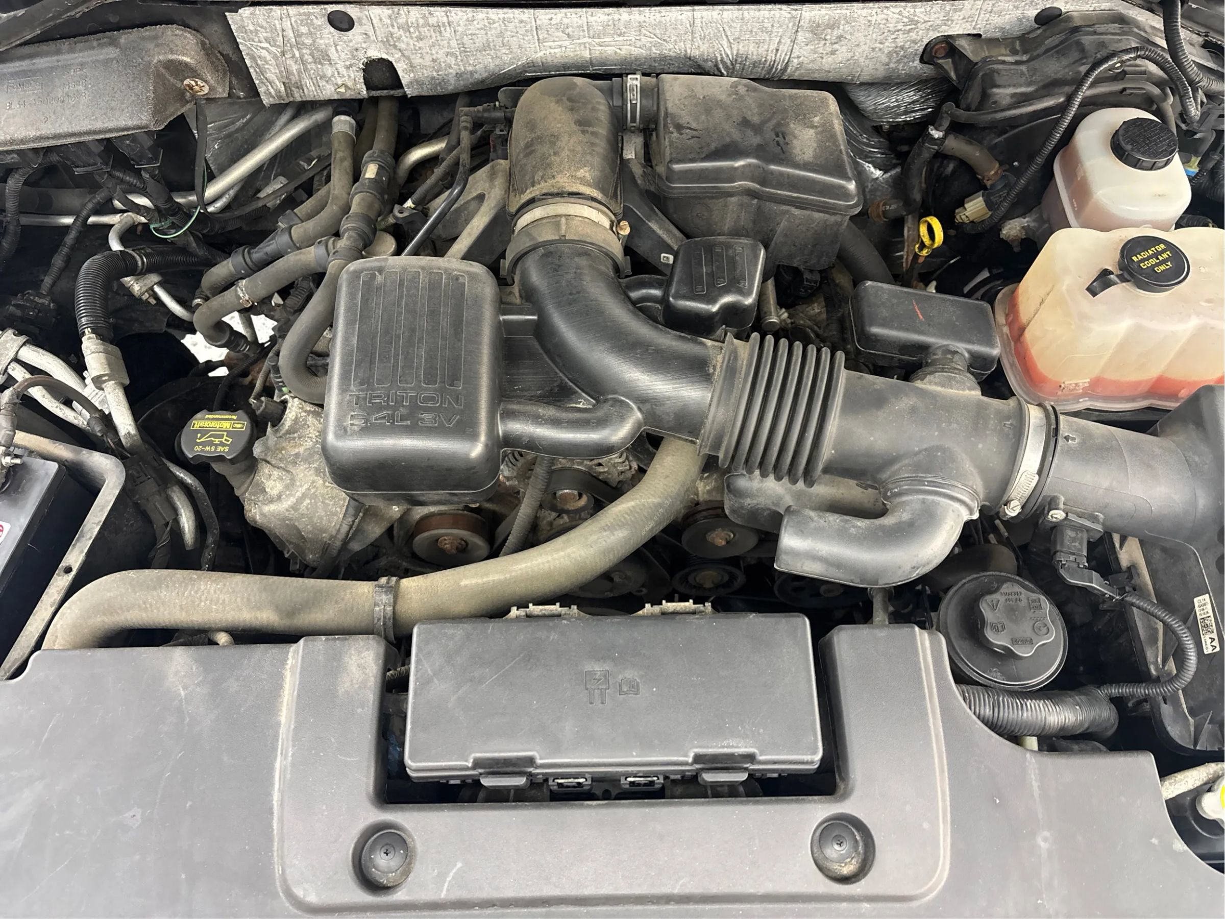 Used 2012 Ford Expedition Limited image 31