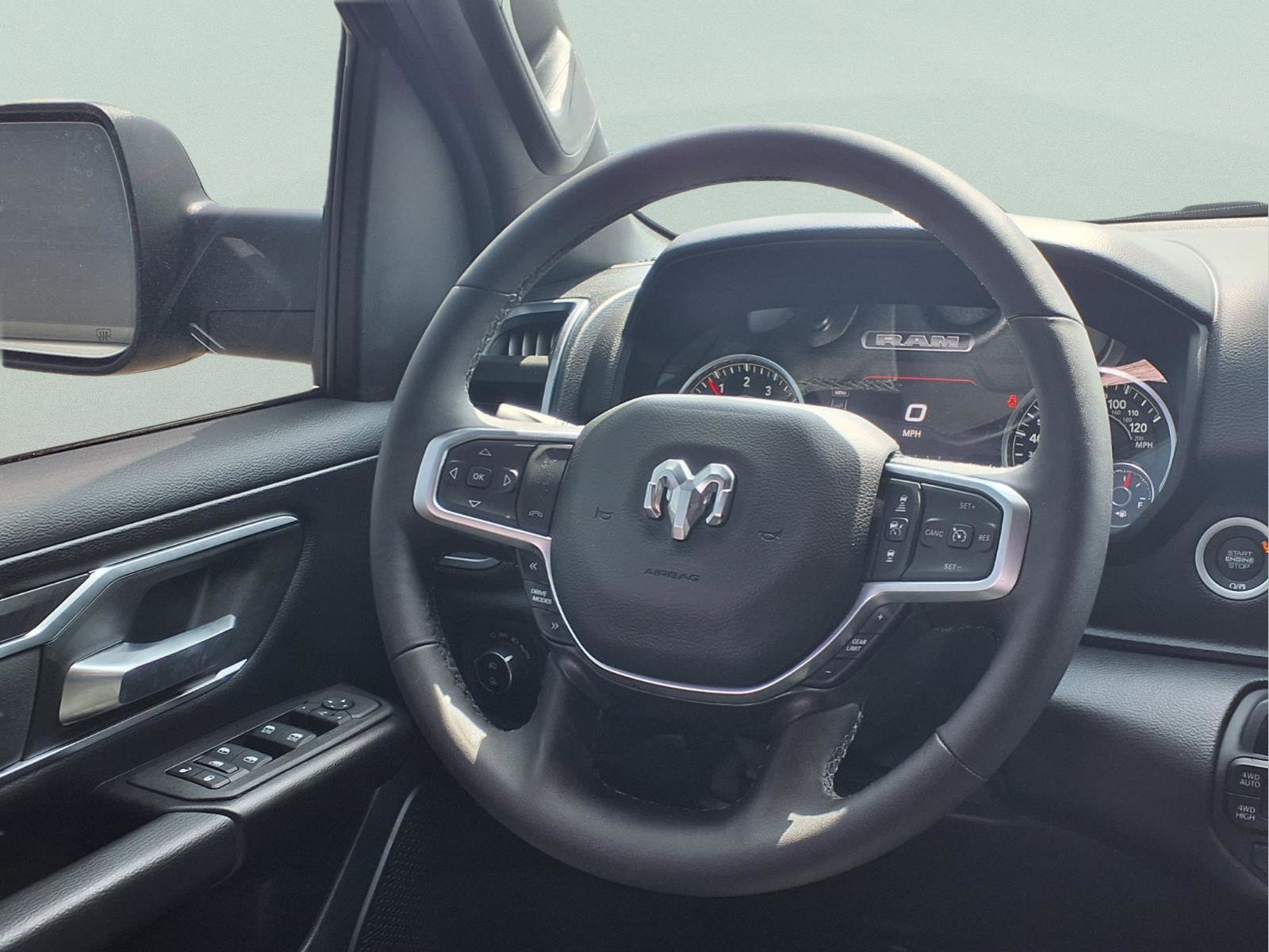 Used 2025 RAM 1500 Lone Star image 11