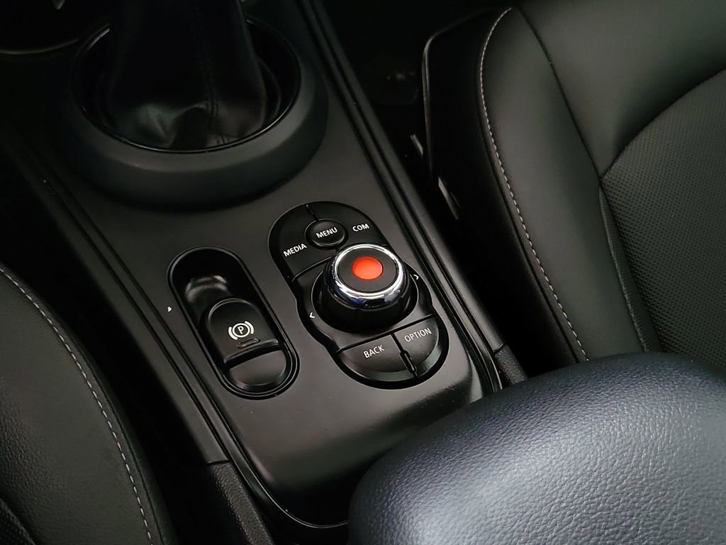 Used 2019 MINI Cooper Countryman FWD image 31
