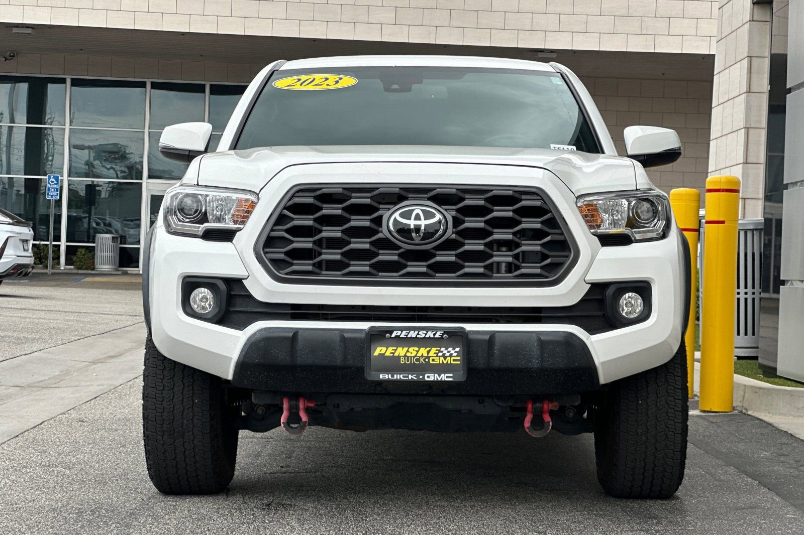Used 2023 Toyota Tacoma TRD Off-Road image 9