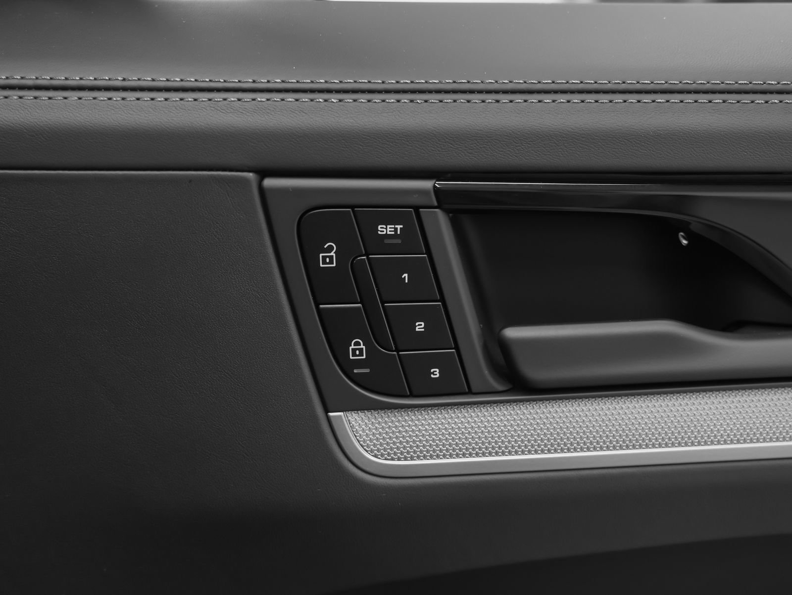 Certified 2026 Porsche Cayenne S AWD/4WD image 22