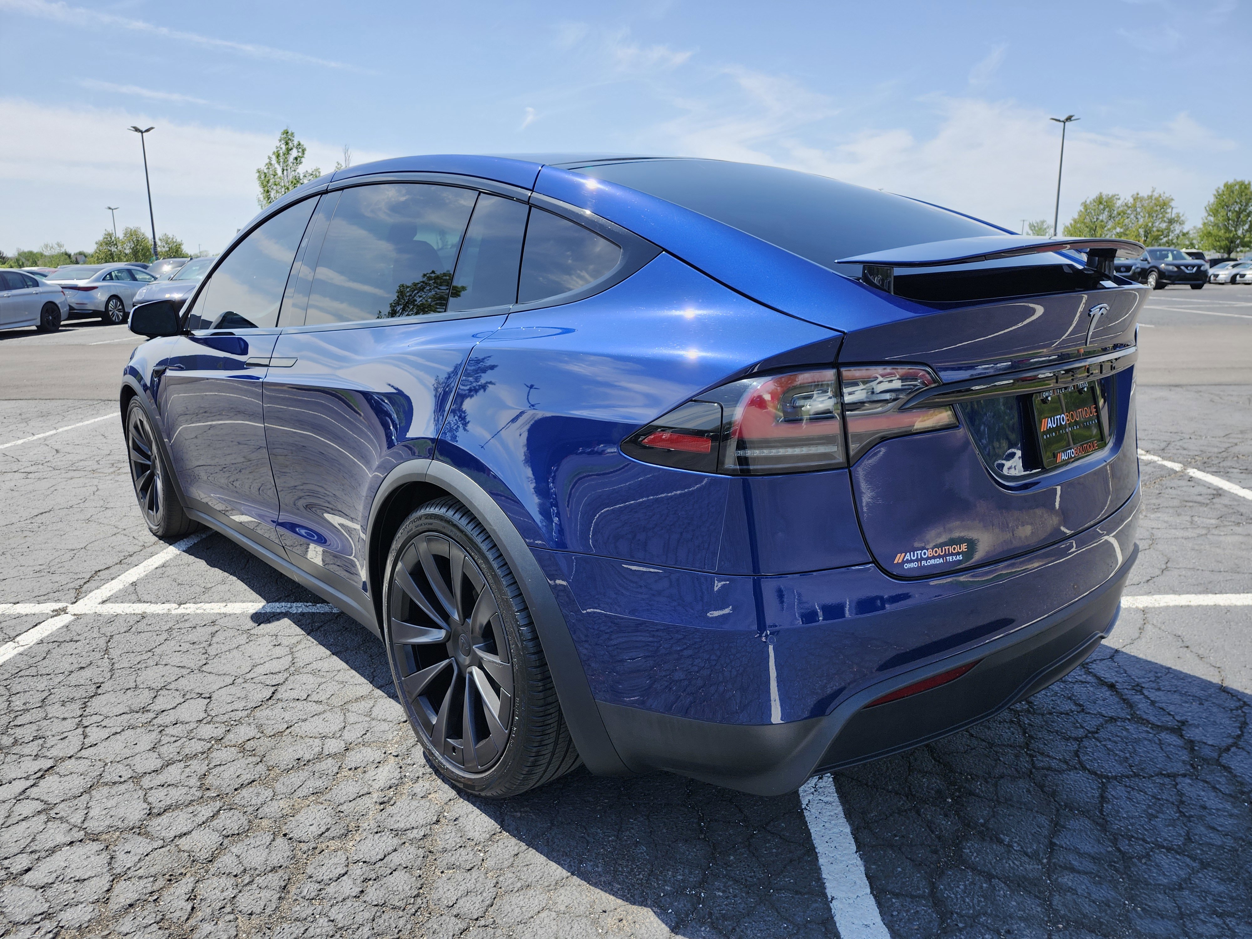 Used 2023 Tesla Model X image 15