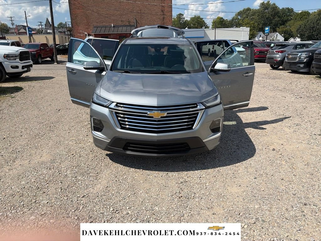 Used 2023 Chevrolet Traverse Premier AWD/4WD image 33