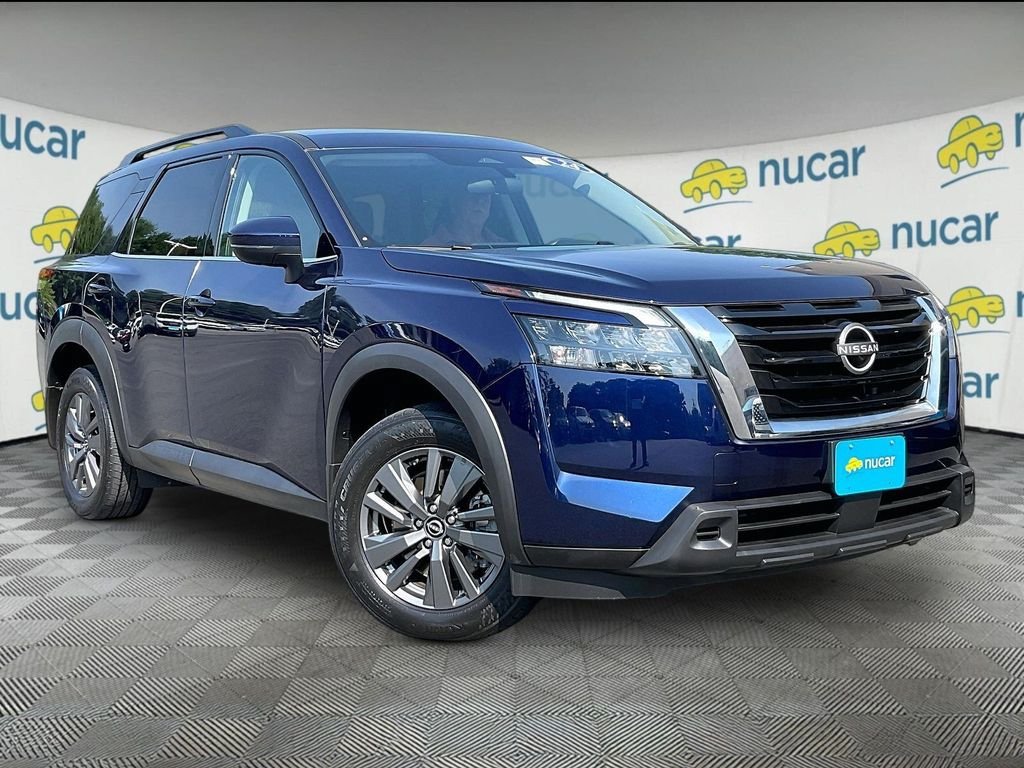 Used 2024 Nissan Pathfinder SV AWD/4WD image 1