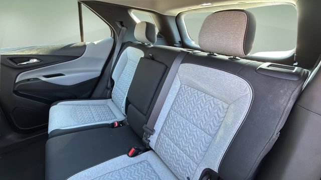 Used 2022 Chevrolet Equinox LS image 17