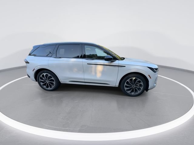 New 2026 Lincoln Nautilus Reserve AWD/4WD image 9